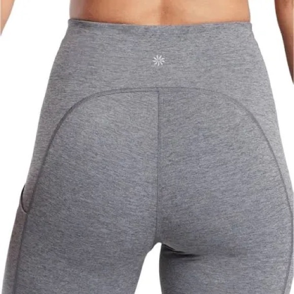 Athleta Ultimate Stash Pocket Capri XS - Picture 2 of 5